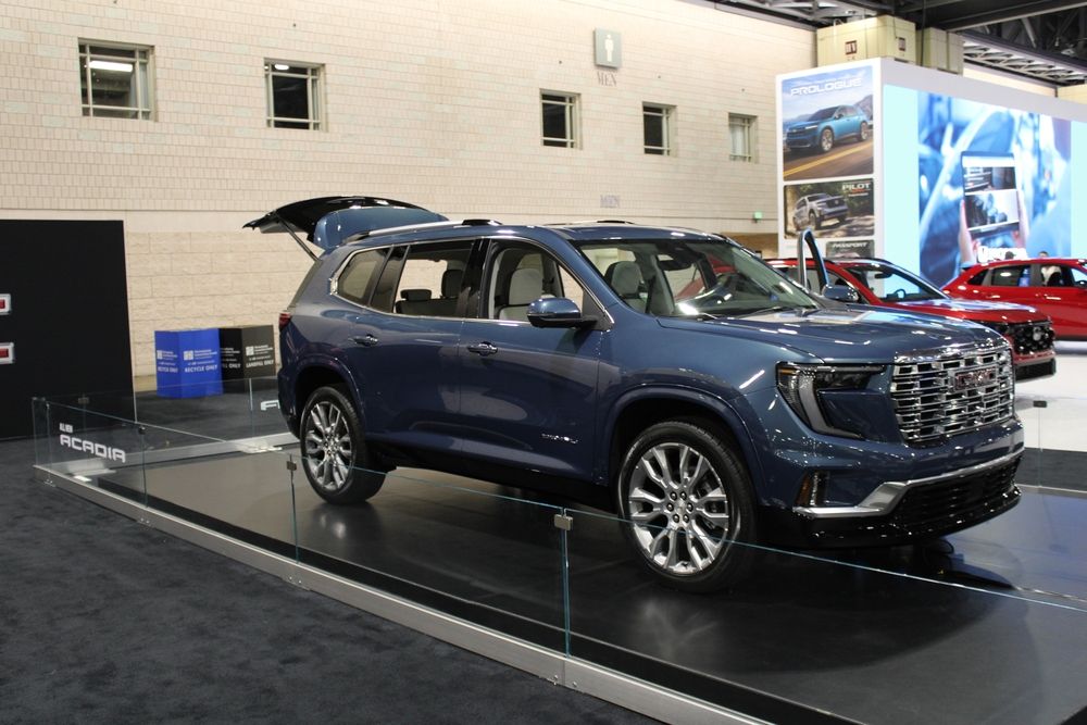 2026 GMC Acadia Sets New Standards for Midsize SUVs