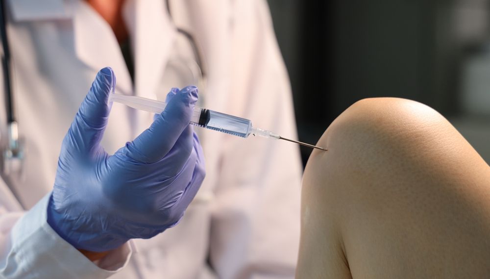 A Guide to Knee Gel Injections: Benefits, Risks, and Expectations