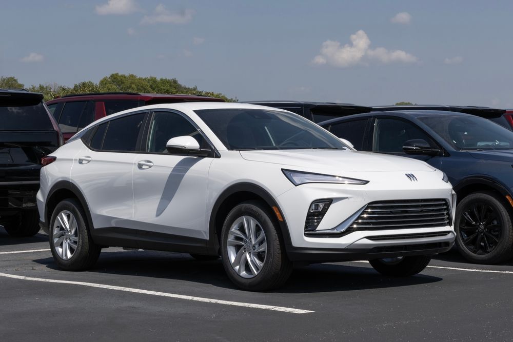 2025 Buick Envista Delivers Modern Style and Smart Versatility