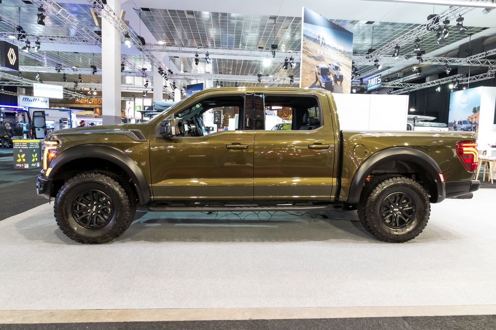 2026 F-150 Raptor R: The Apex Predator of Off-Road Trucks